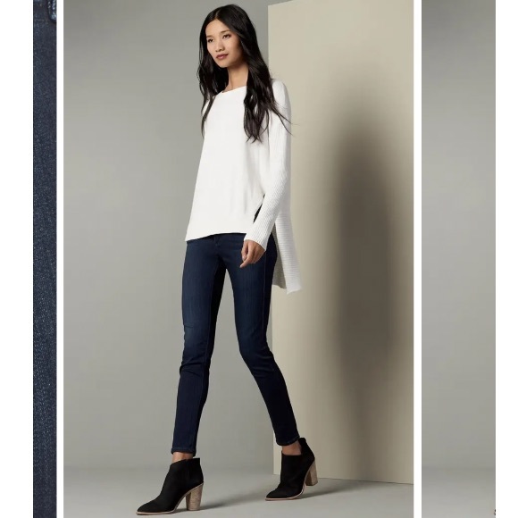 The Leggings Ankle Super Skinny Jeans by AG Knit Luxe Denim in Black - Picture 3 of 15